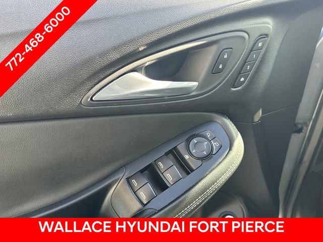 Used 2022 Buick Encore GX Essence image 18