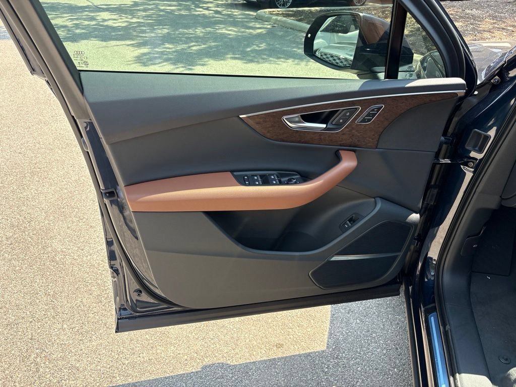New 2026 Audi Q7 2.0T Premium AWD/4WD image 10
