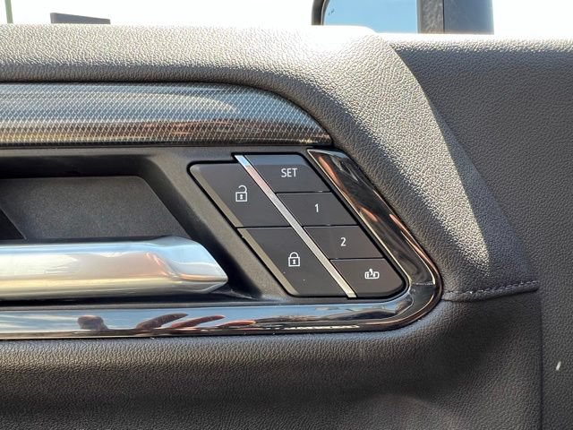 Used 2026 GMC Sierra 3500 AT4 w/ AT4 Premium Plus Package AWD/4WD image 25