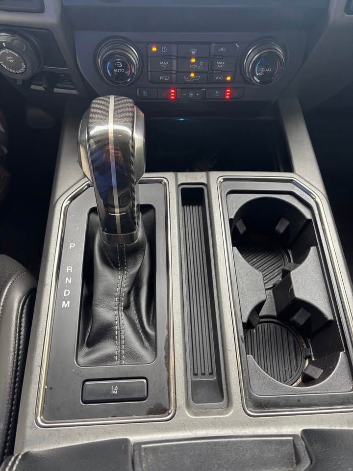 Used 2019 Ford F150 Raptor w/ Equipment Group 802A Luxury image 12