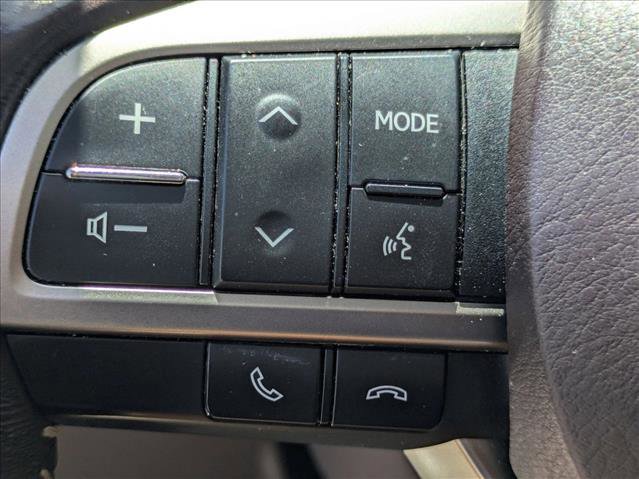 Used 2016 Lexus ES 300h w/ Luxury Package w/Wood Trim FWD image 13