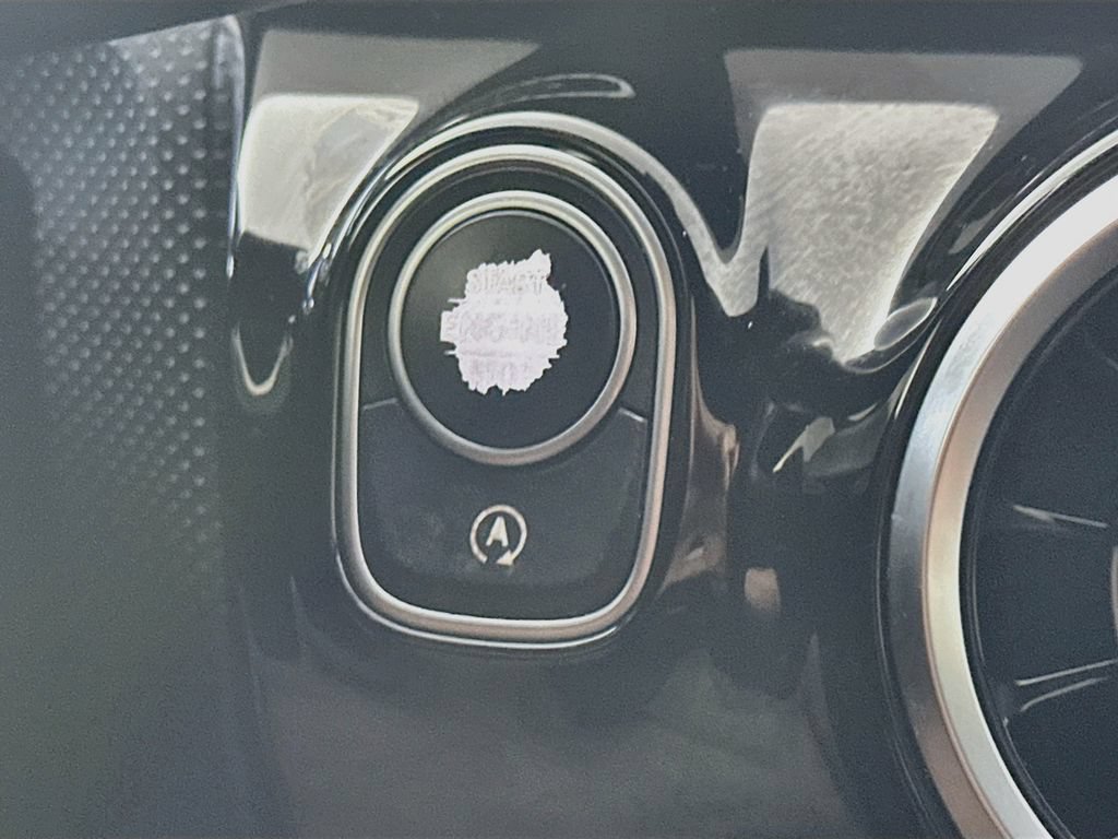 Used 2019 Mercedes-Benz A 220 w/ Premium Package image 27