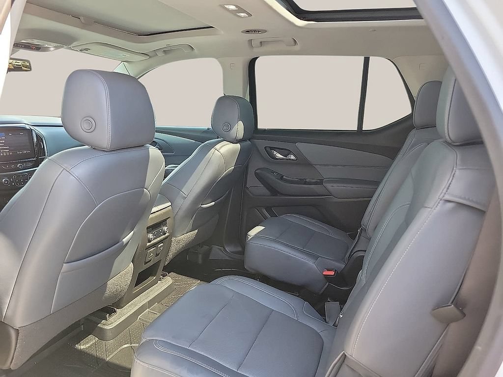 Used 2021 Chevrolet Traverse Premier w/ LPO, Floor Liner Package AWD/4WD image 10