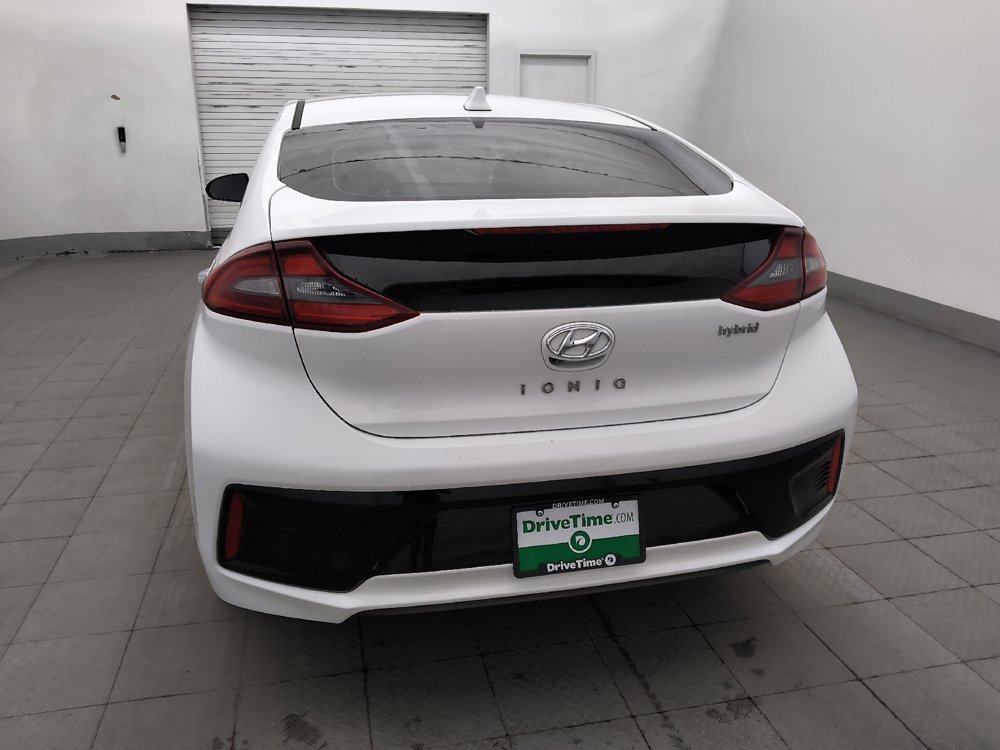 Used 2019 Hyundai Ioniq Limited FWD image 6