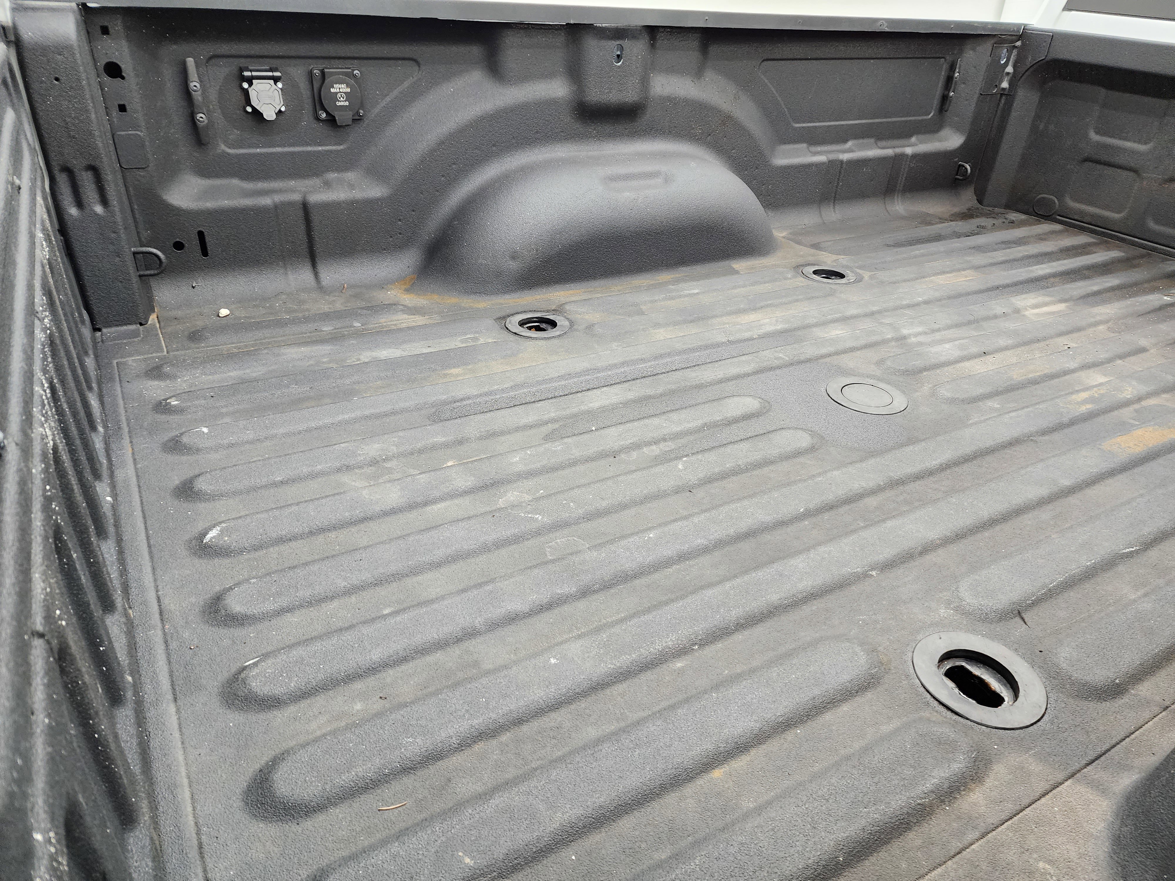 Used 2023 RAM 3500 Laramie AWD/4WD image 5