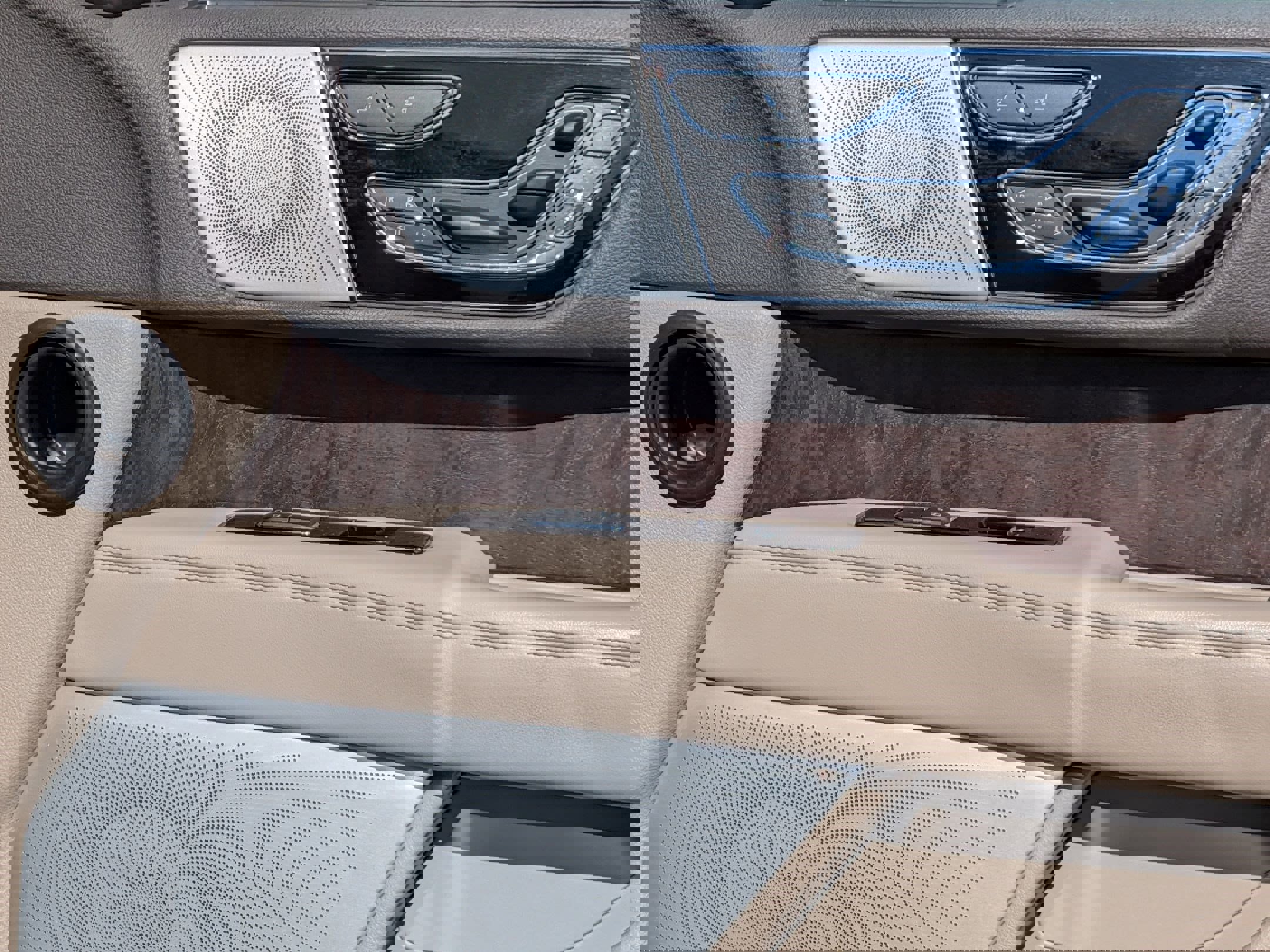 Used 2022 Lincoln Navigator Reserve AWD/4WD image 33