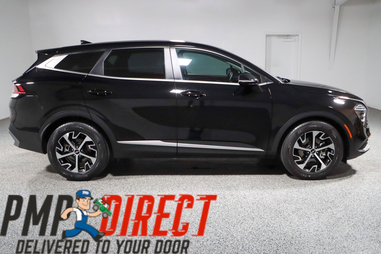 Used 2024 Kia Sportage EX FWD image 6