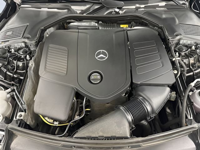 Used 2025 Mercedes-Benz C 300 4MATIC Sedan image 10