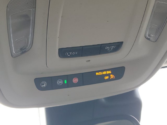 Certified 2021 Buick Envision Essence AWD/4WD image 30