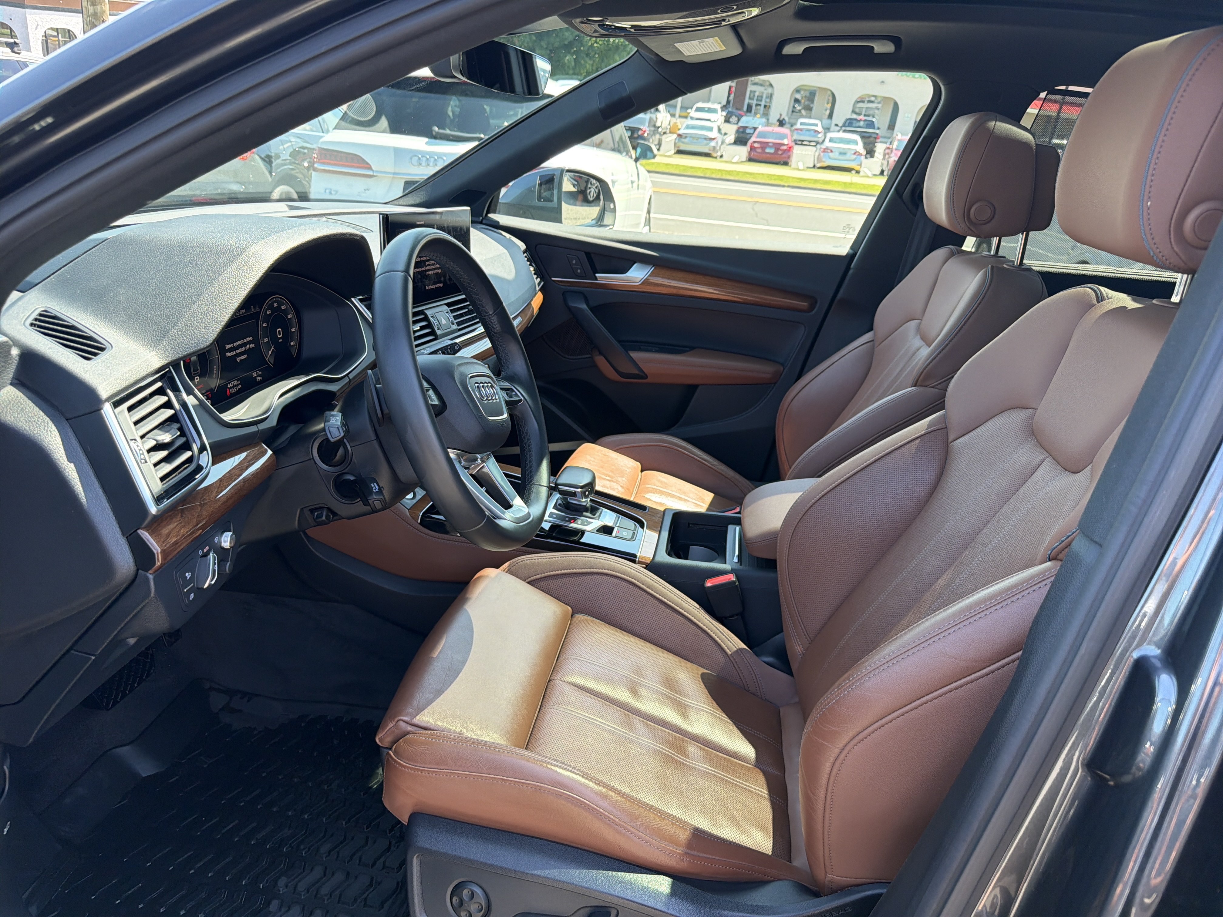 Certified 2023 Audi Q5 e Prestige w/ Prestige Package AWD/4WD image 6
