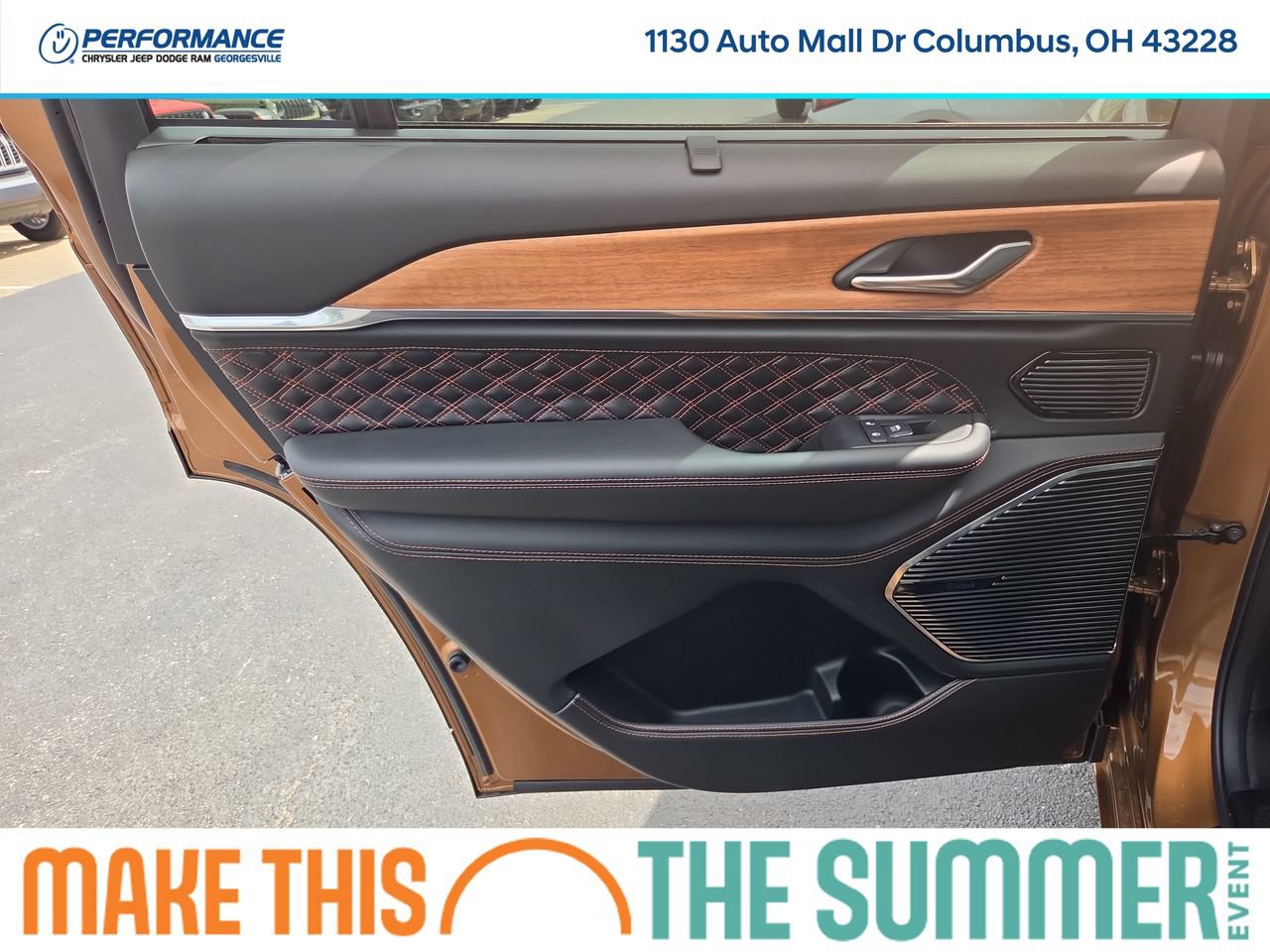 New 2026 Jeep Grand Cherokee L Summit w/ Obsidian Package AWD/4WD image 19