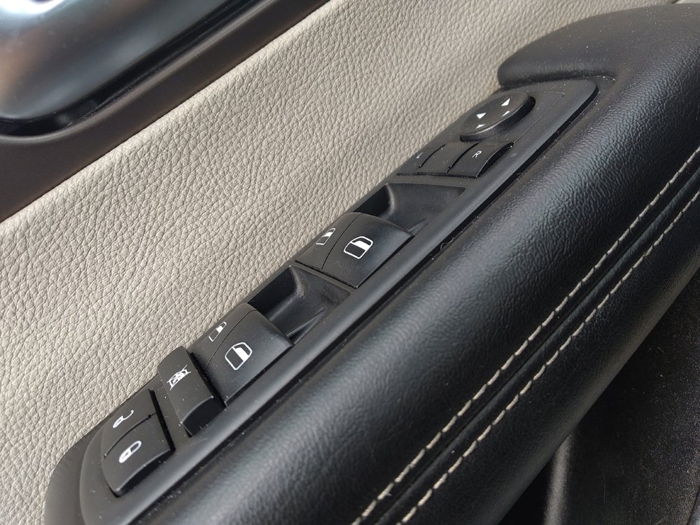 Used 2021 Chrysler Voyager Lxi FWD image 27
