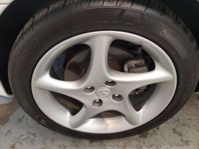 Used 2001 MAZDA MX-5 Miata image 28