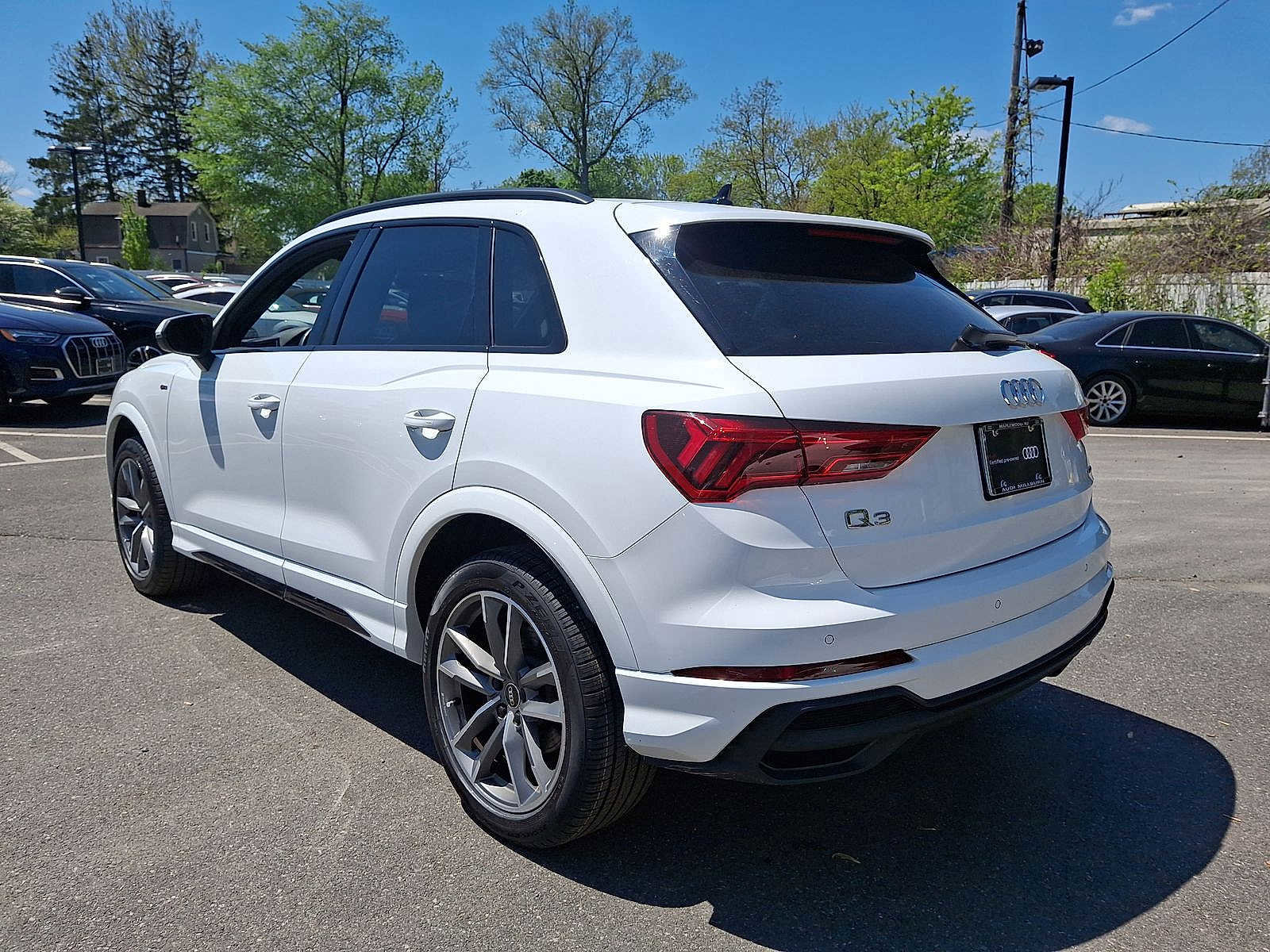 Used 2023 Audi Q3 2.0T Premium Plus w/ Premium Plus Package AWD/4WD image 22