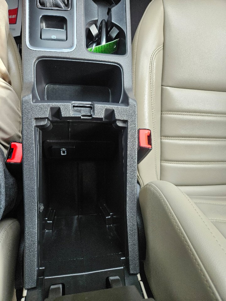 Used 2019 Ford Escape SEL image 31