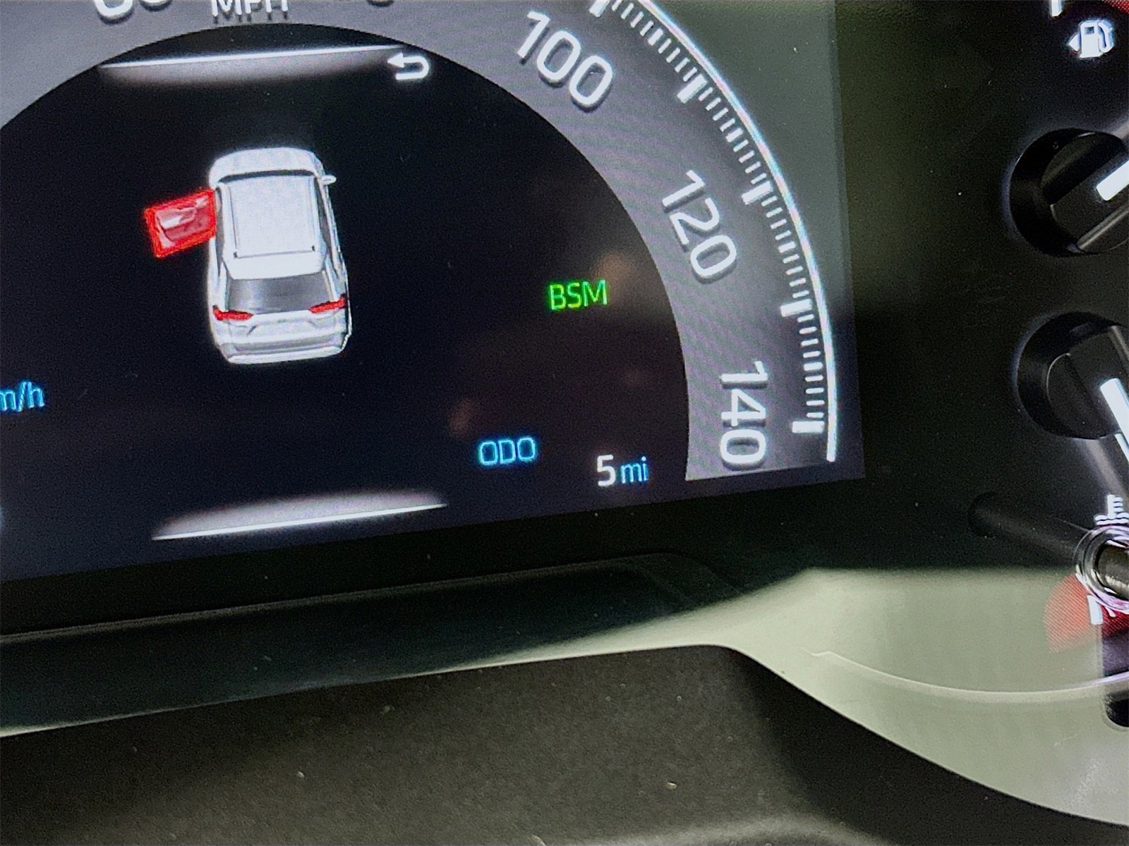 New 2025 Toyota RAV4 XLE image 12