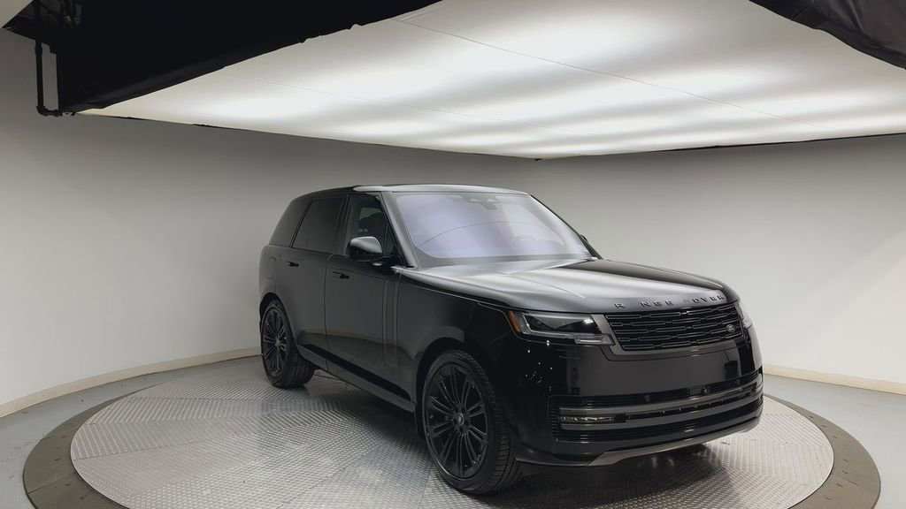 Certified 2023 Land Rover Range Rover SE image 8