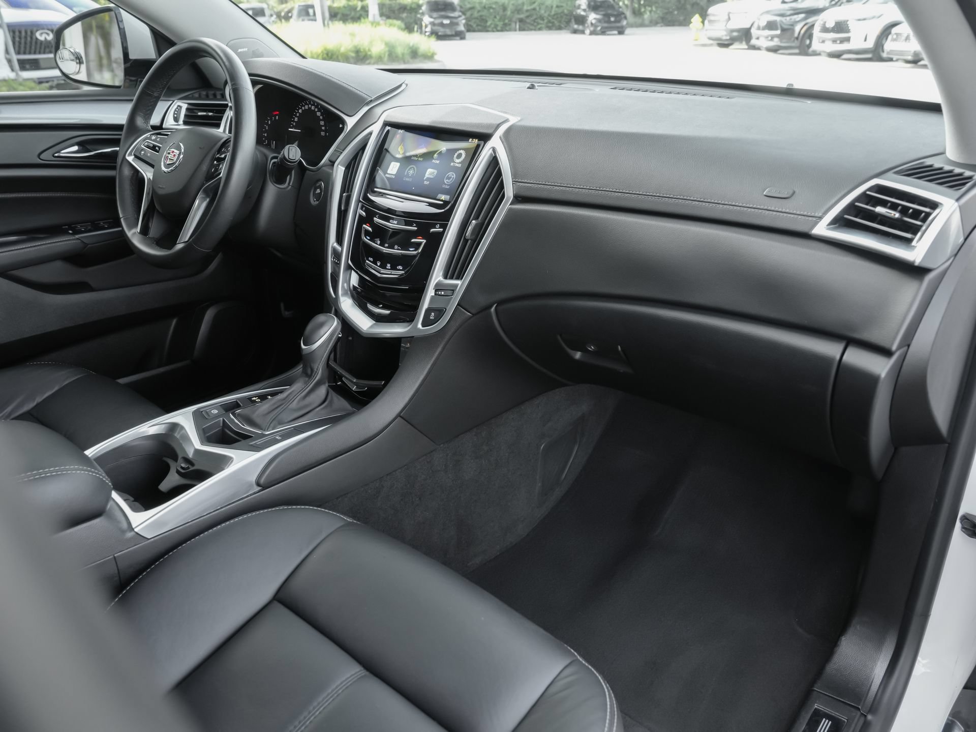 Used 2015 Cadillac SRX FWD image 25