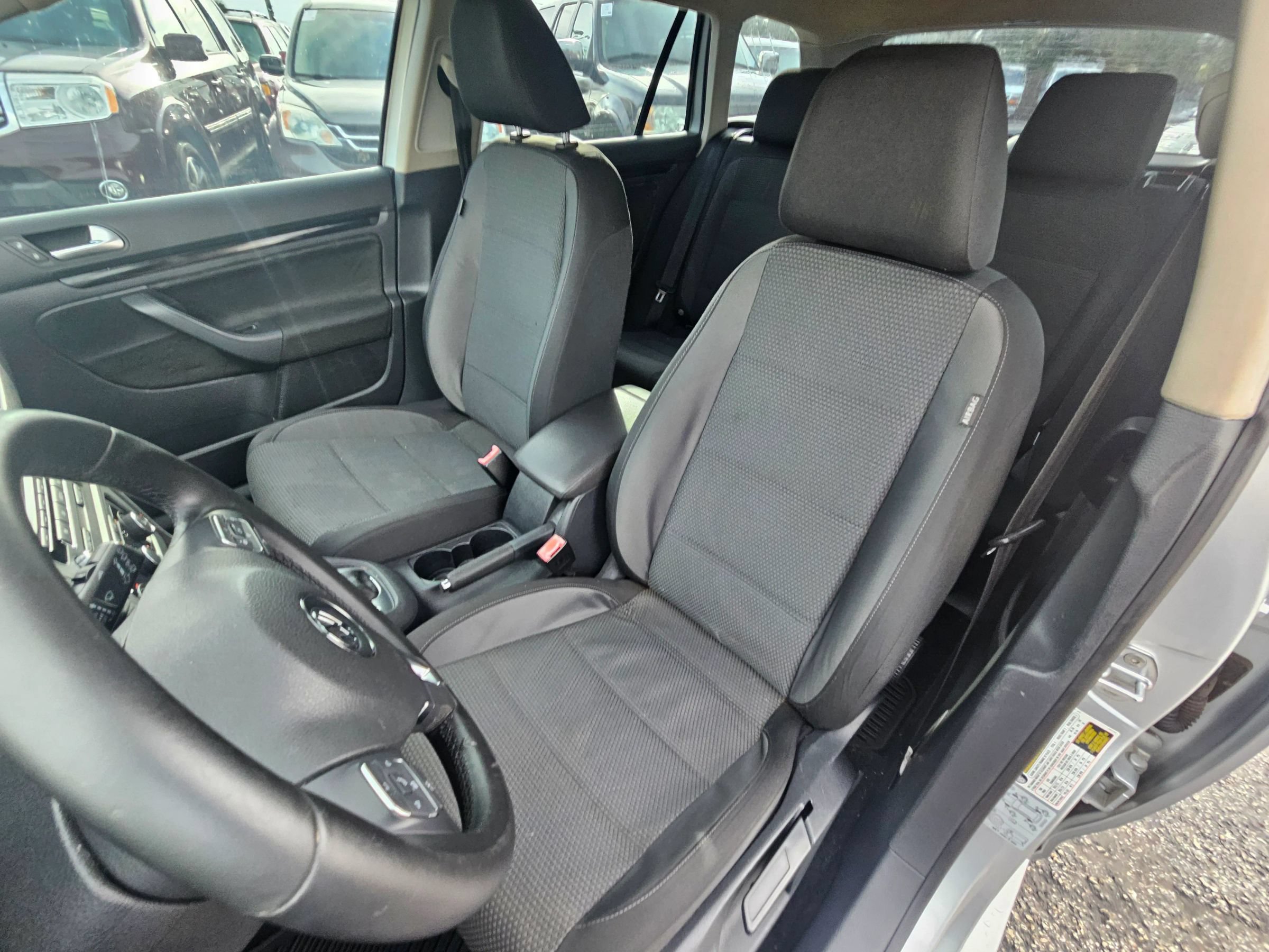 Used 2013 Volkswagen Jetta S FWD image 11