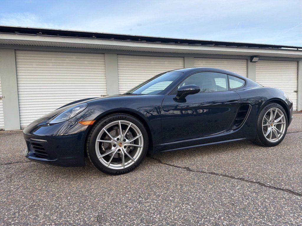Used 2017 Porsche 718 Cayman image 1