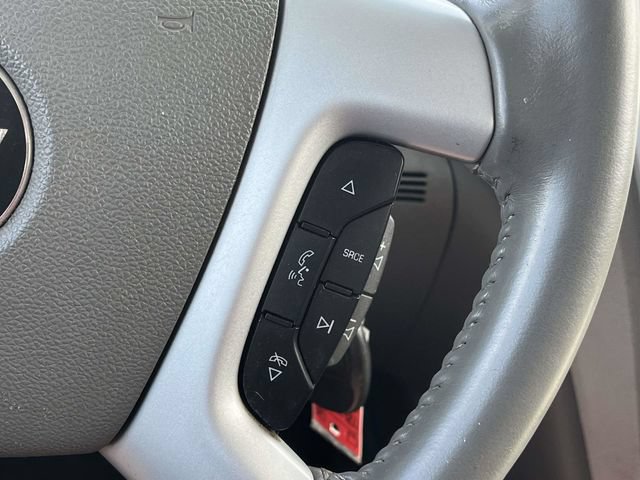 Used 2011 Chevrolet Traverse LS FWD image 28