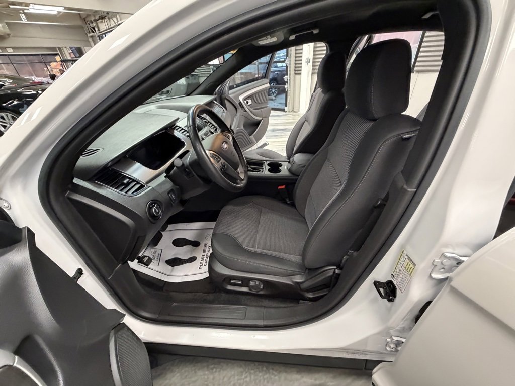 Used 2018 Ford Taurus SEL image 50