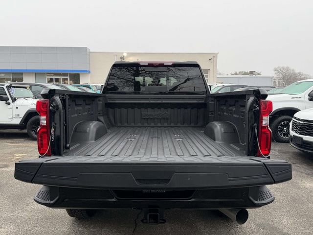 Certified 2024 Chevrolet Silverado 3500 High Country w/ High Country Premium Package image 9