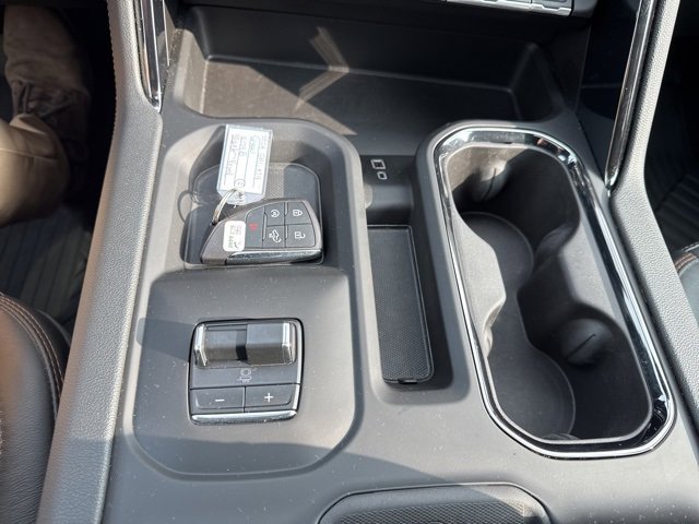 Used 2024 GMC Sierra 2500 AT4 w/ AT4 Premium Plus Package image 25