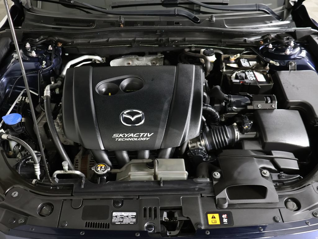 Used 2018 MAZDA MAZDA3 Sport w/ Preferred Equipment Package FWD image 17