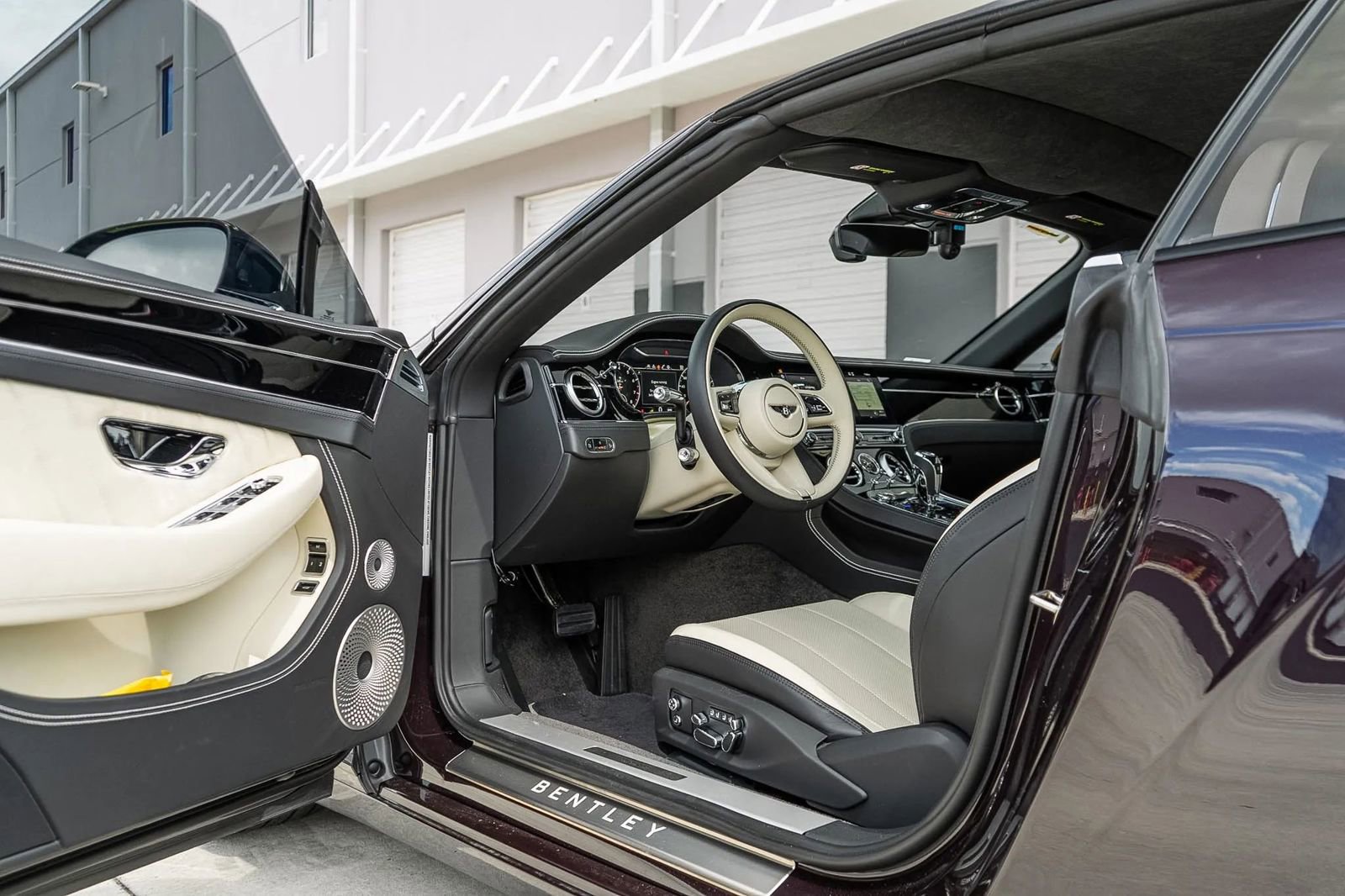 Used 2024 Bentley Continental GT V8 AWD/4WD image 30