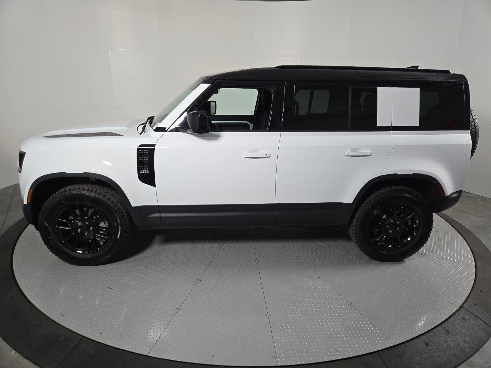 New 2026 Land Rover Defender 110 S AWD/4WD image 35