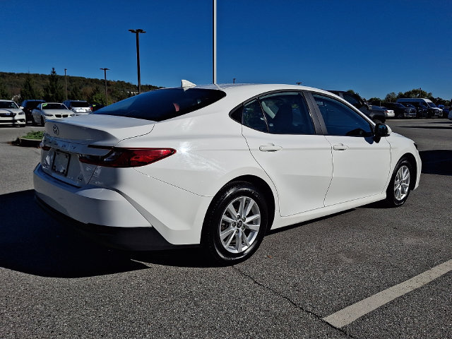 Certified 2025 Toyota Camry LE FWD image 6