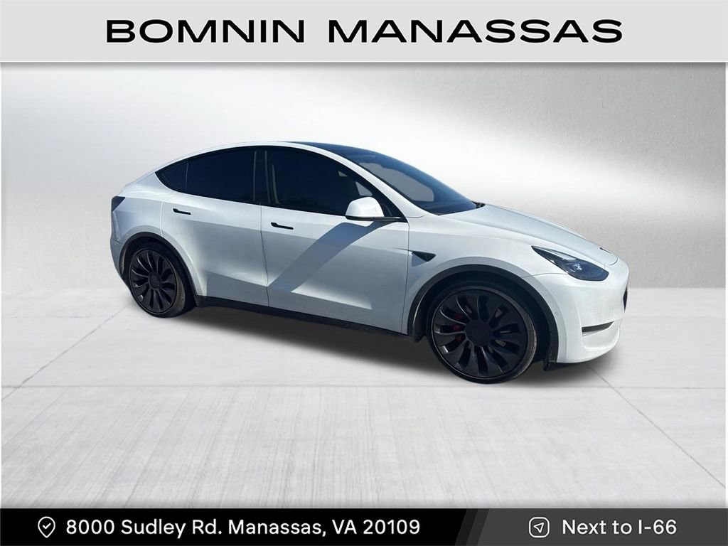 Used 2022 Tesla Model Y Performance image 3