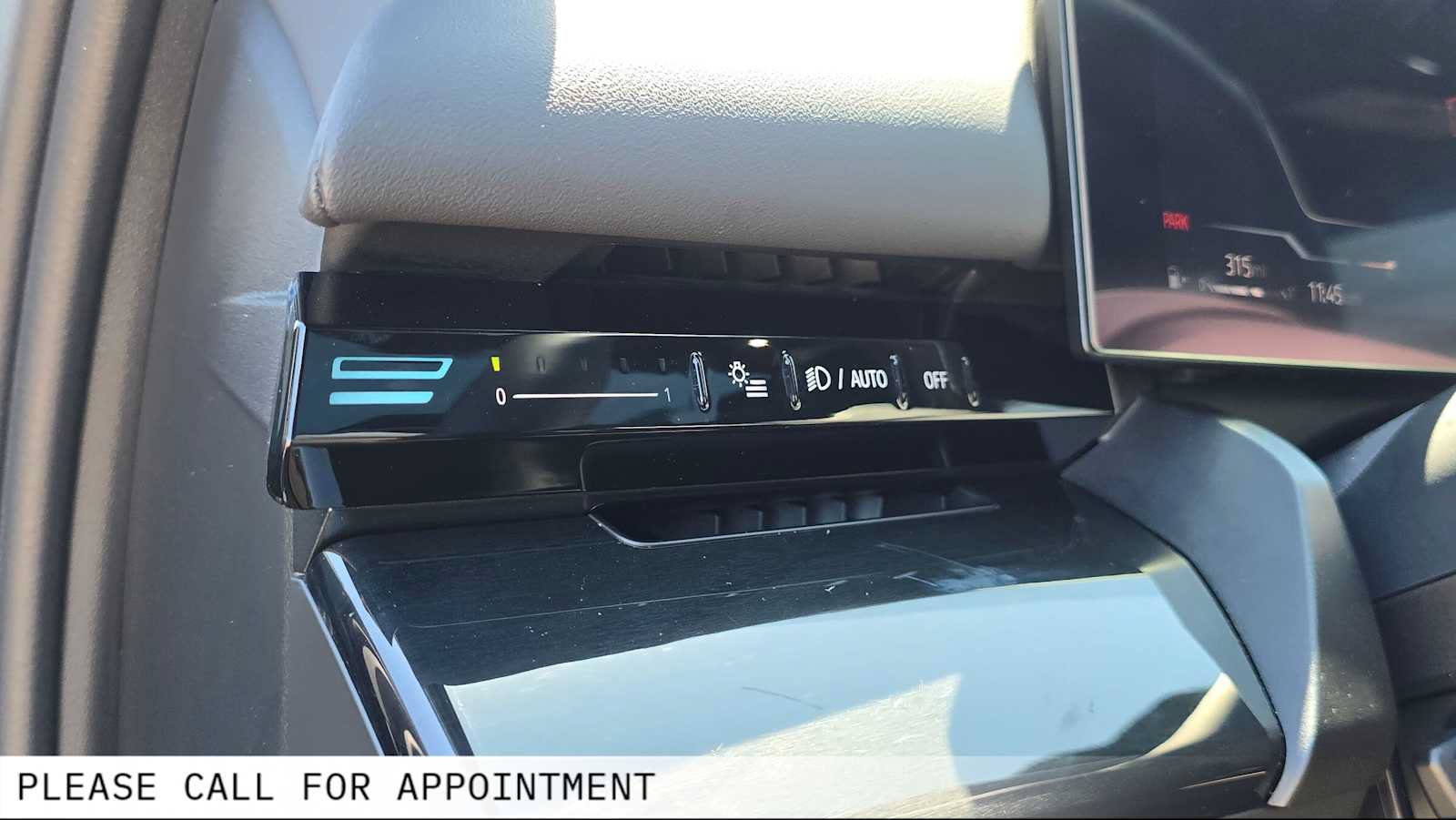Used 2024 BMW 530i xDrive w/ M Sport Package AWD/4WD image 25