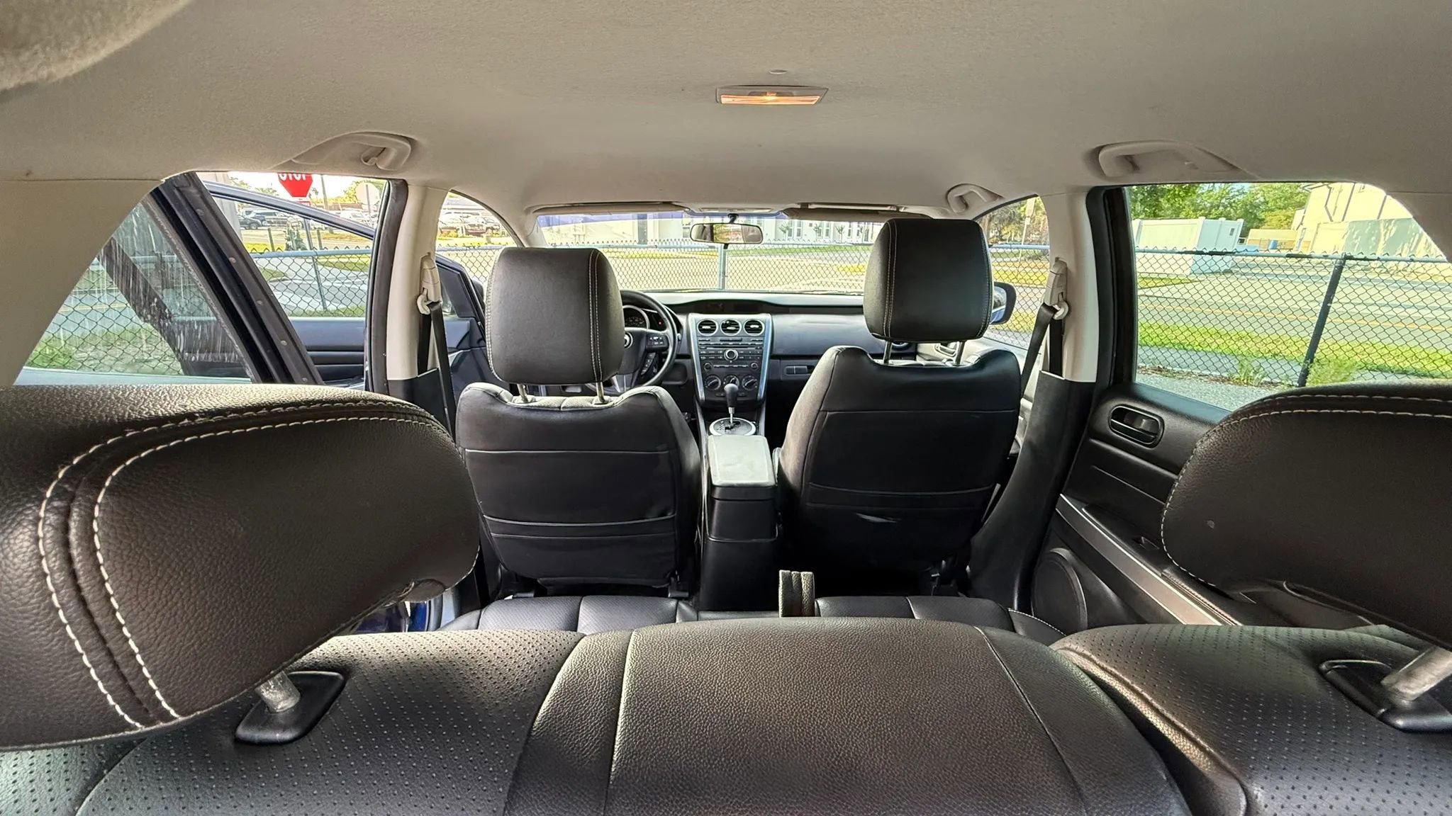 Used 2011 MAZDA CX-7 i SV FWD image 12