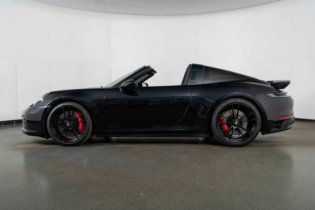 Used 2024 Porsche 911 Targa 4 GTS w/ Premium Package image 5