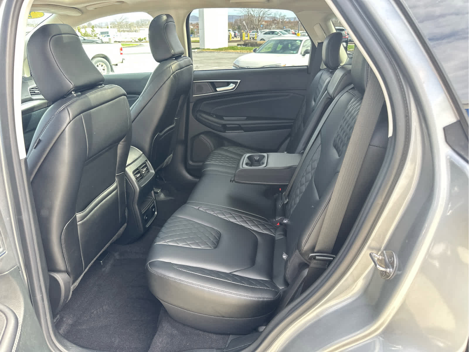 Used 2023 Ford Edge Titanium image 42