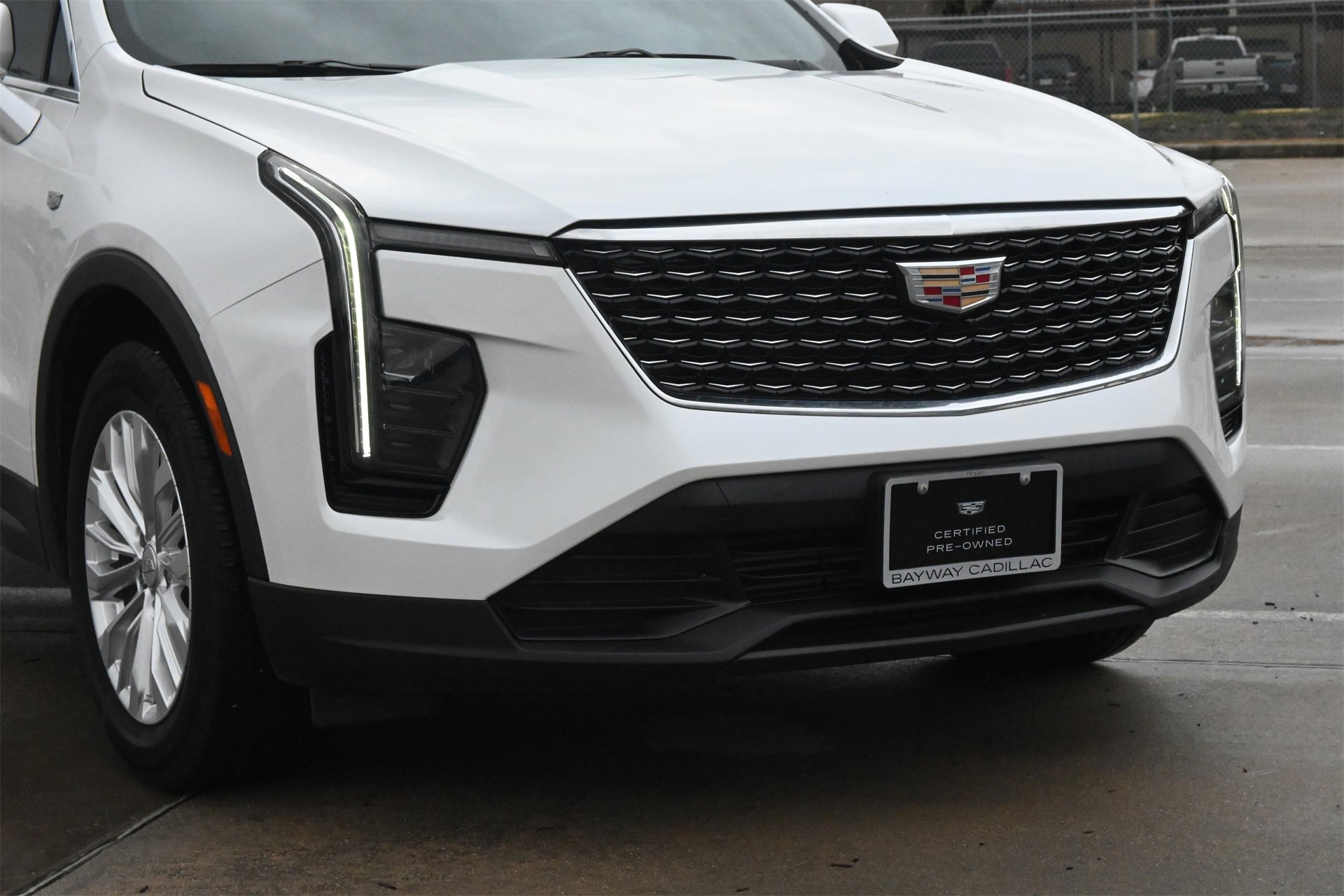 Certified 2024 Cadillac XT4 Luxury w/ Cold Weather Package image 29