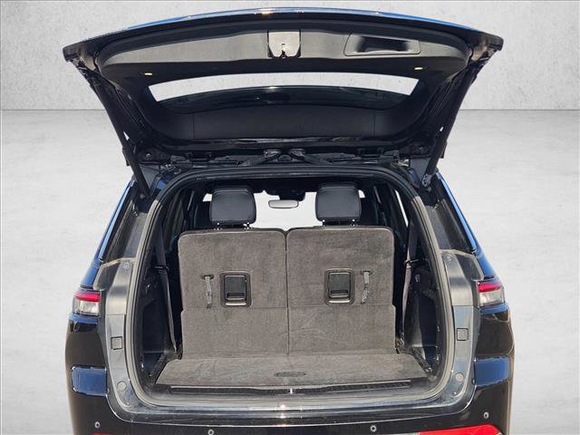 Used 2021 Jeep Grand Cherokee L Laredo image 6