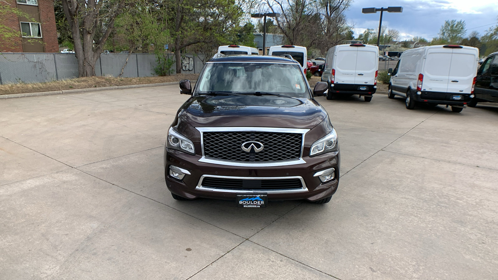 Used 2017 INFINITI QX80 4WD w/ Driver Assistance Package image 8