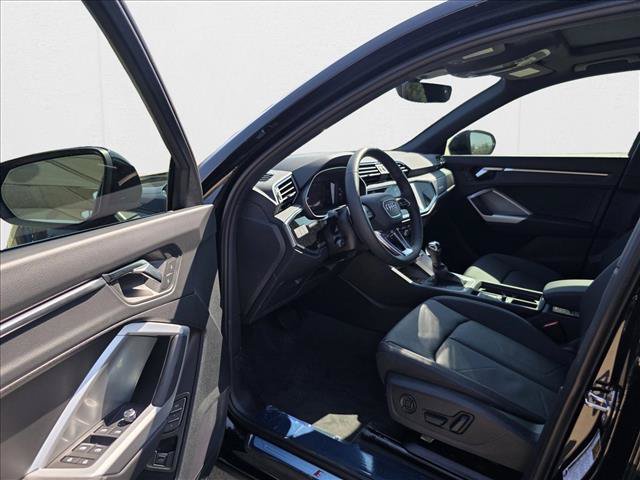 New 2025 Audi Q3 2.0T Premium w/ Convenience Package AWD/4WD image 14