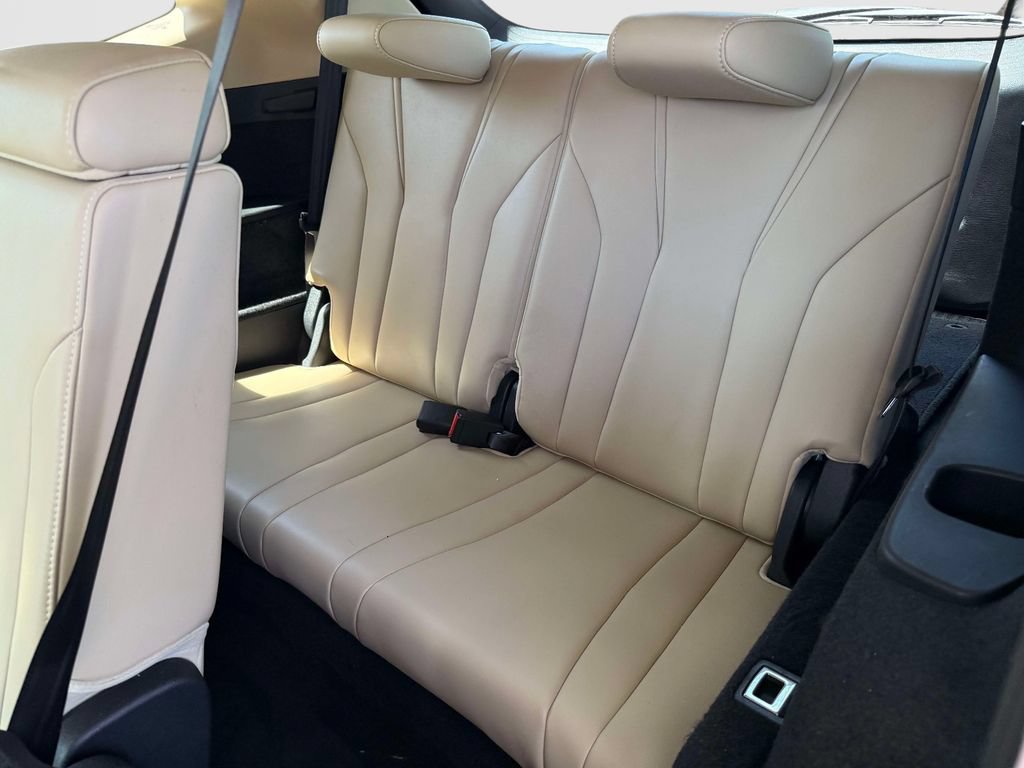Used 2022 Acura MDX SH-AWD w/ Technology Package image 9