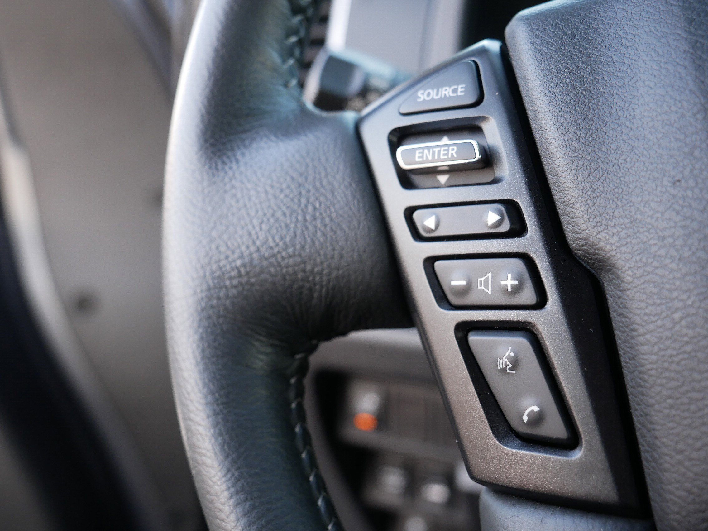 Certified 2024 Nissan Frontier SV w/ SV Convenience Package image 28