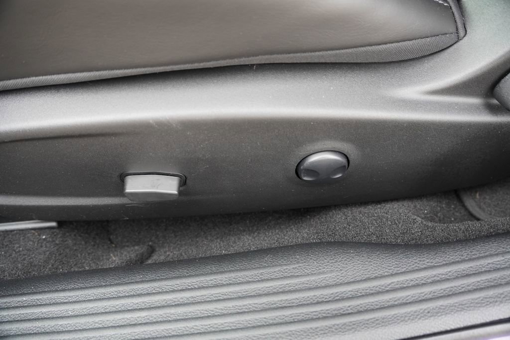 Certified 2023 Dodge Challenger R/T w/ Plus Package image 23