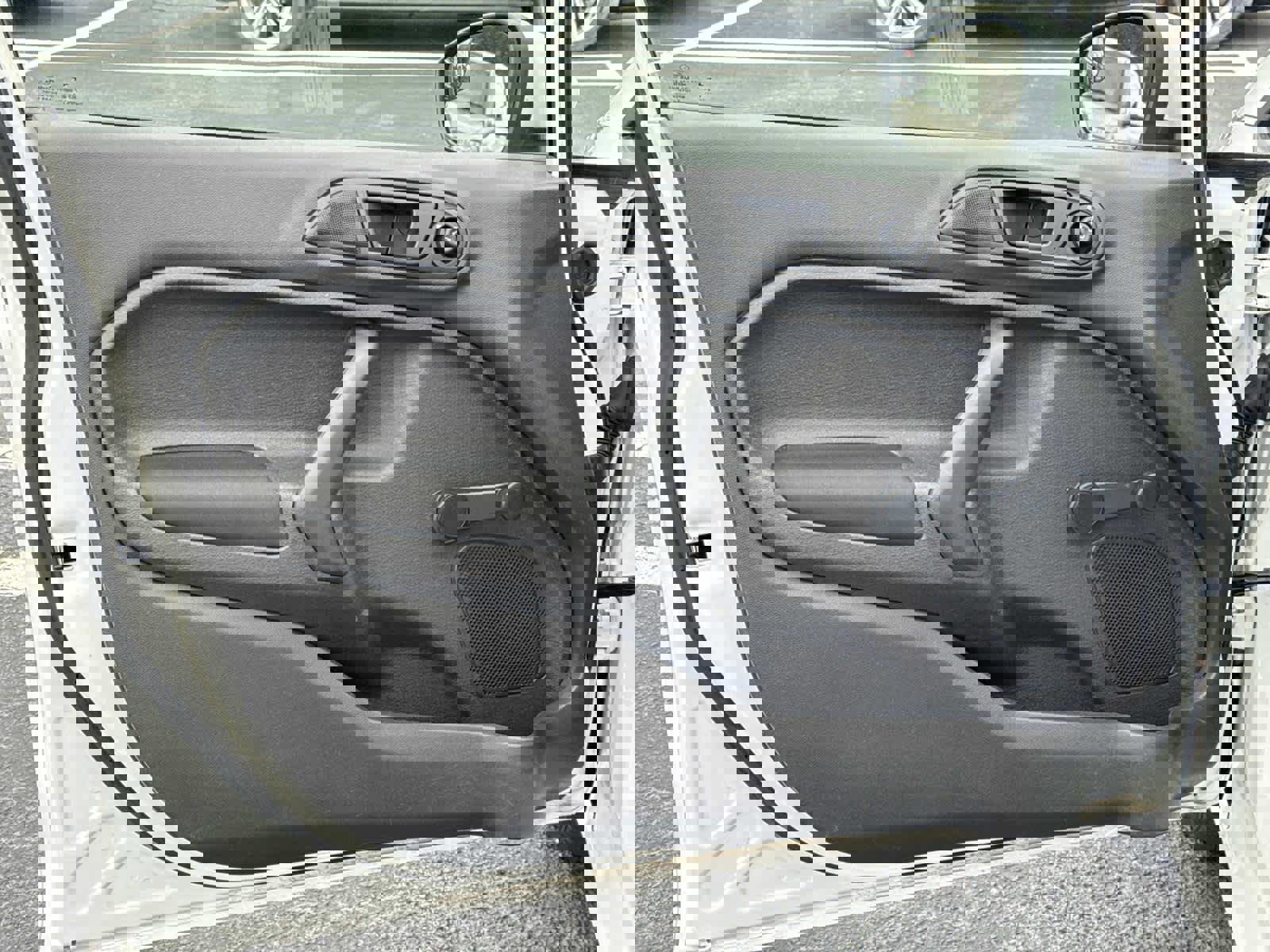 Used 2016 Ford Fiesta S image 16