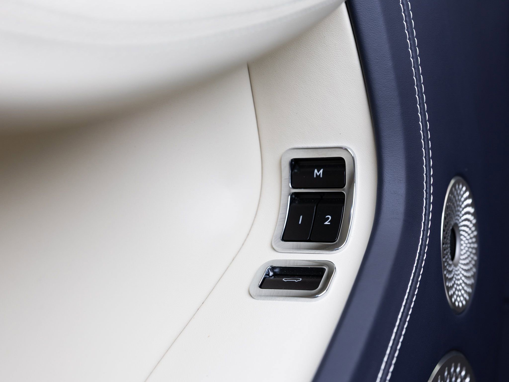 Used 2024 Bentley Continental GT image 30