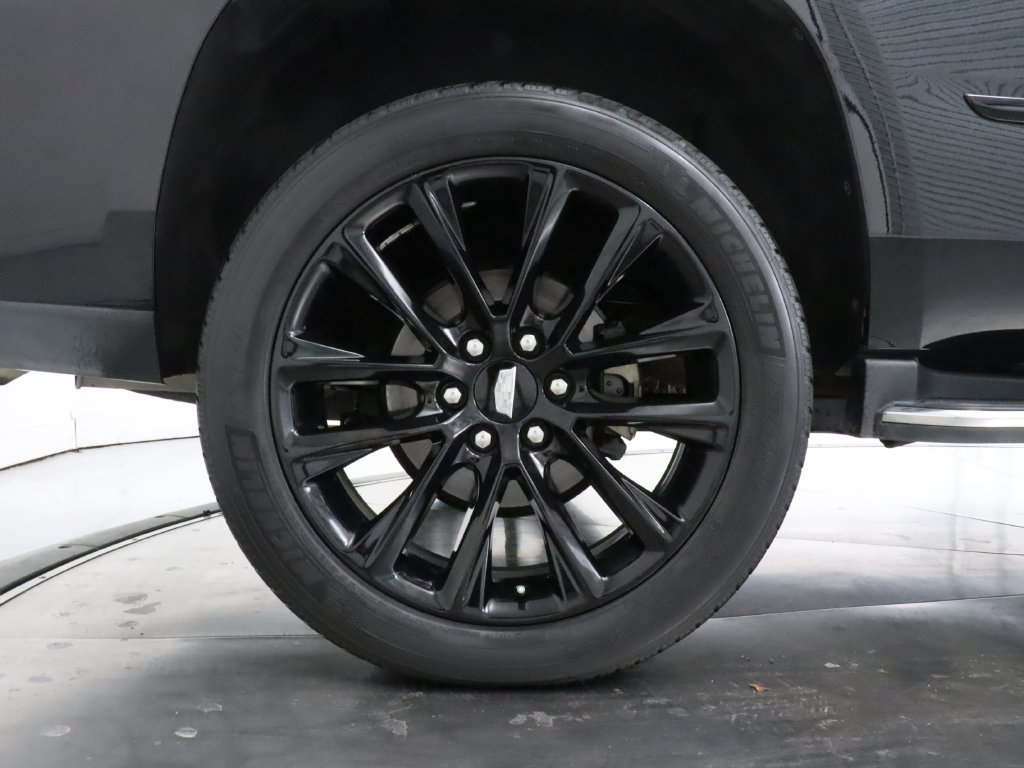 Used 2020 Cadillac Escalade Luxury w/ Escalade Sport Edition RWD image 42
