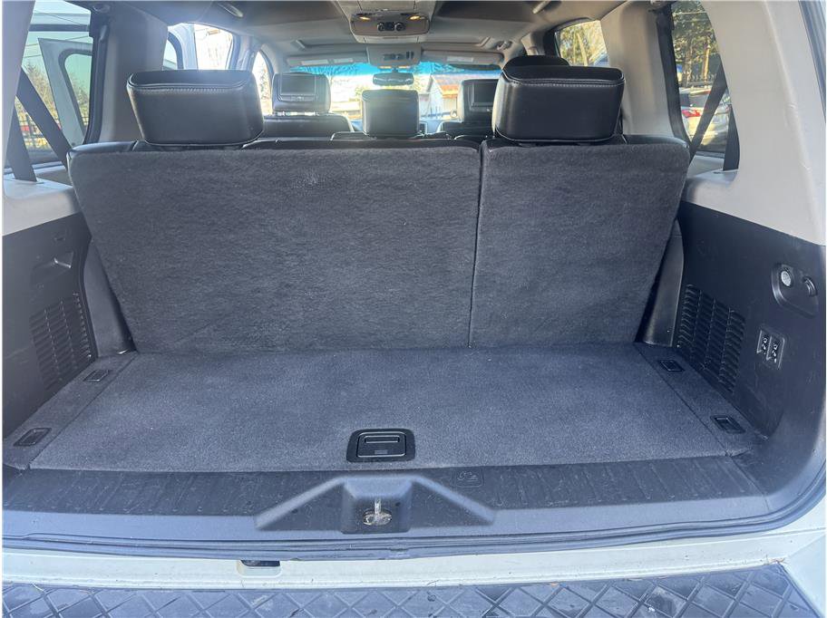 Used 2015 Nissan Armada Platinum image 27