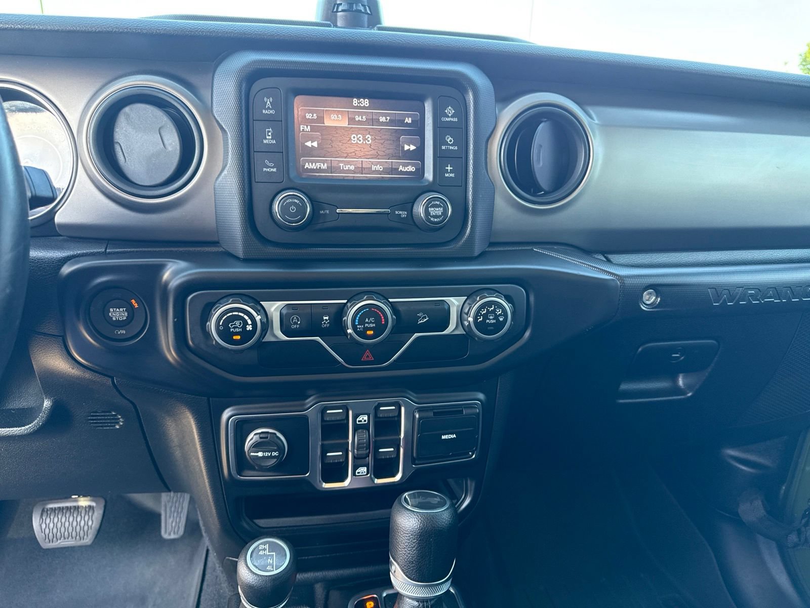 Used 2020 Jeep Wrangler Unlimited Sport S AWD/4WD image 20
