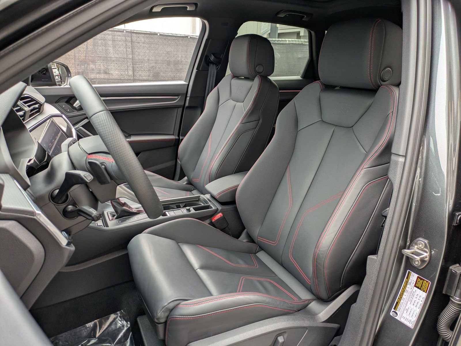 Used 2025 Audi Q3 2.0T Premium Plus w/ Premium Plus Package image 30